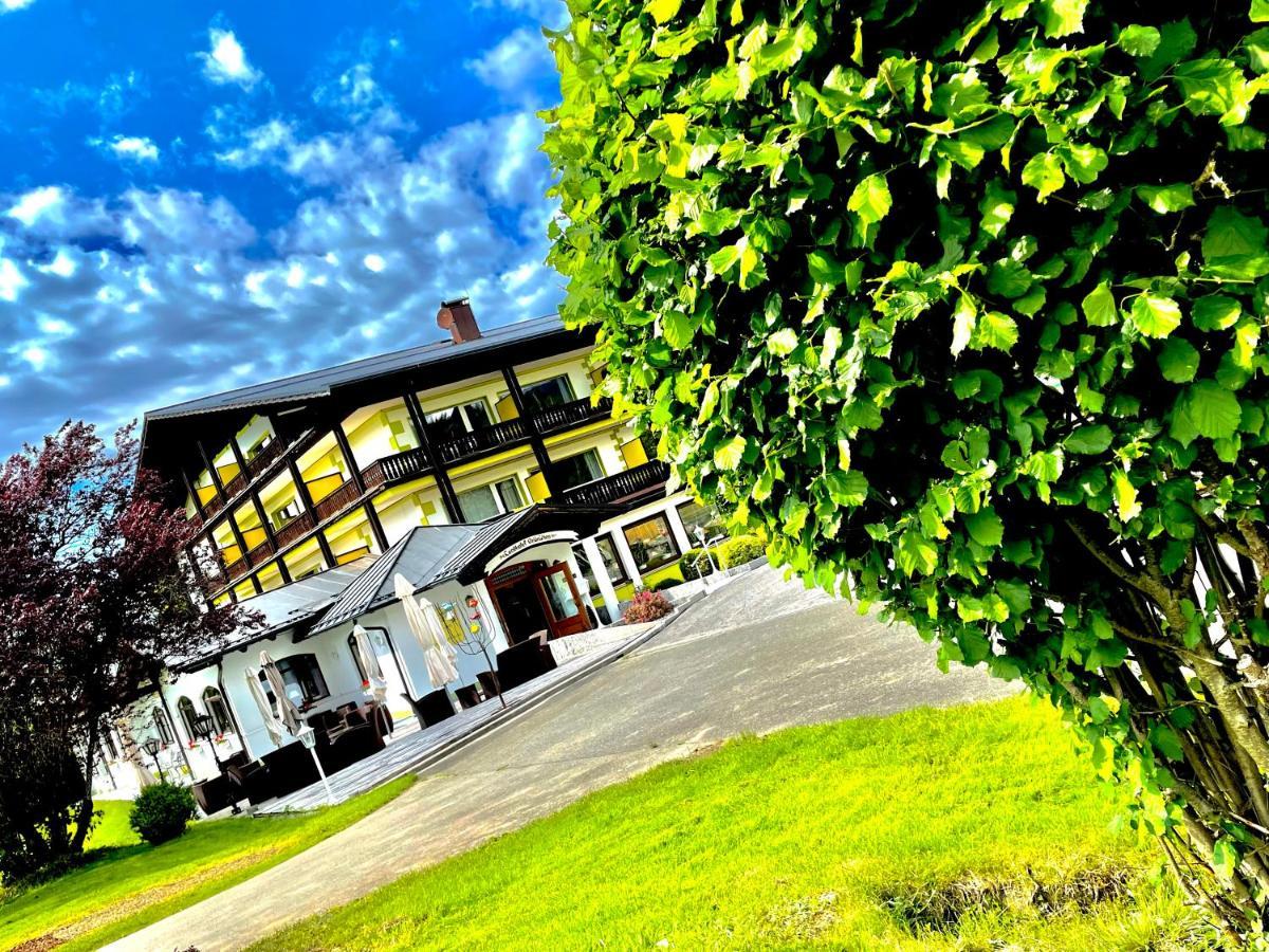 Landhotel Gruenwies -Bonsai-Wellness Garni (Adults Only) لوبيرغ المظهر الخارجي الصورة