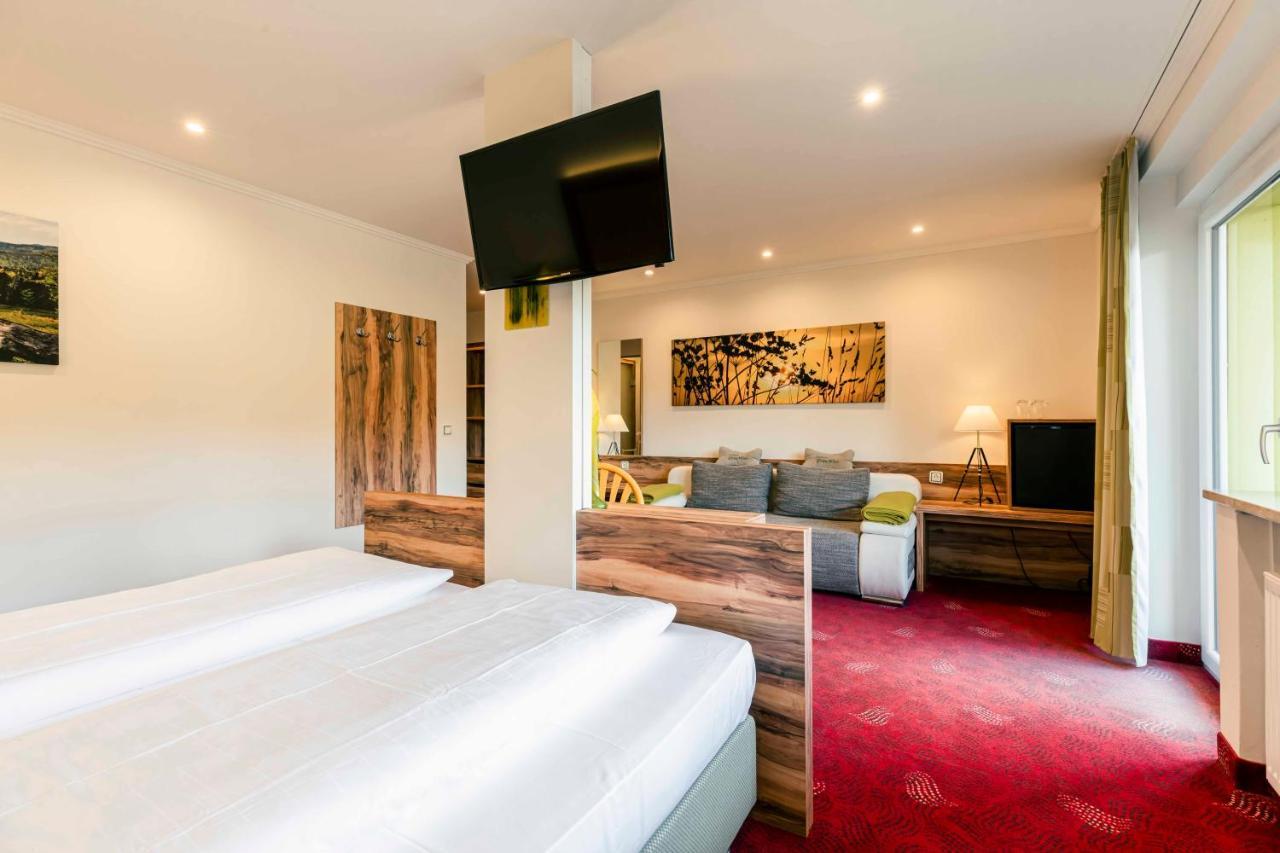 Landhotel Gruenwies -Bonsai-Wellness Garni (Adults Only) لوبيرغ المظهر الخارجي الصورة