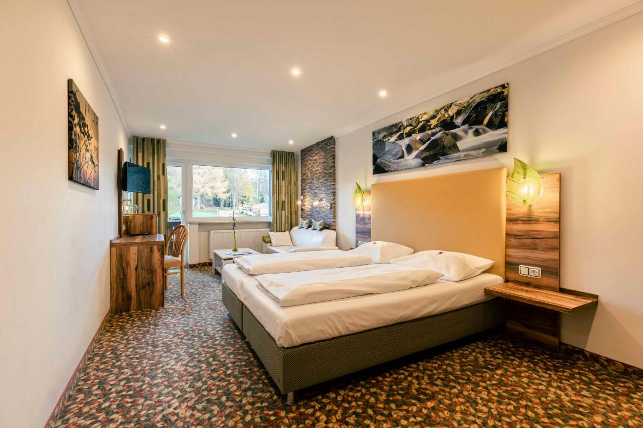Landhotel Gruenwies -Bonsai-Wellness Garni (Adults Only) لوبيرغ المظهر الخارجي الصورة