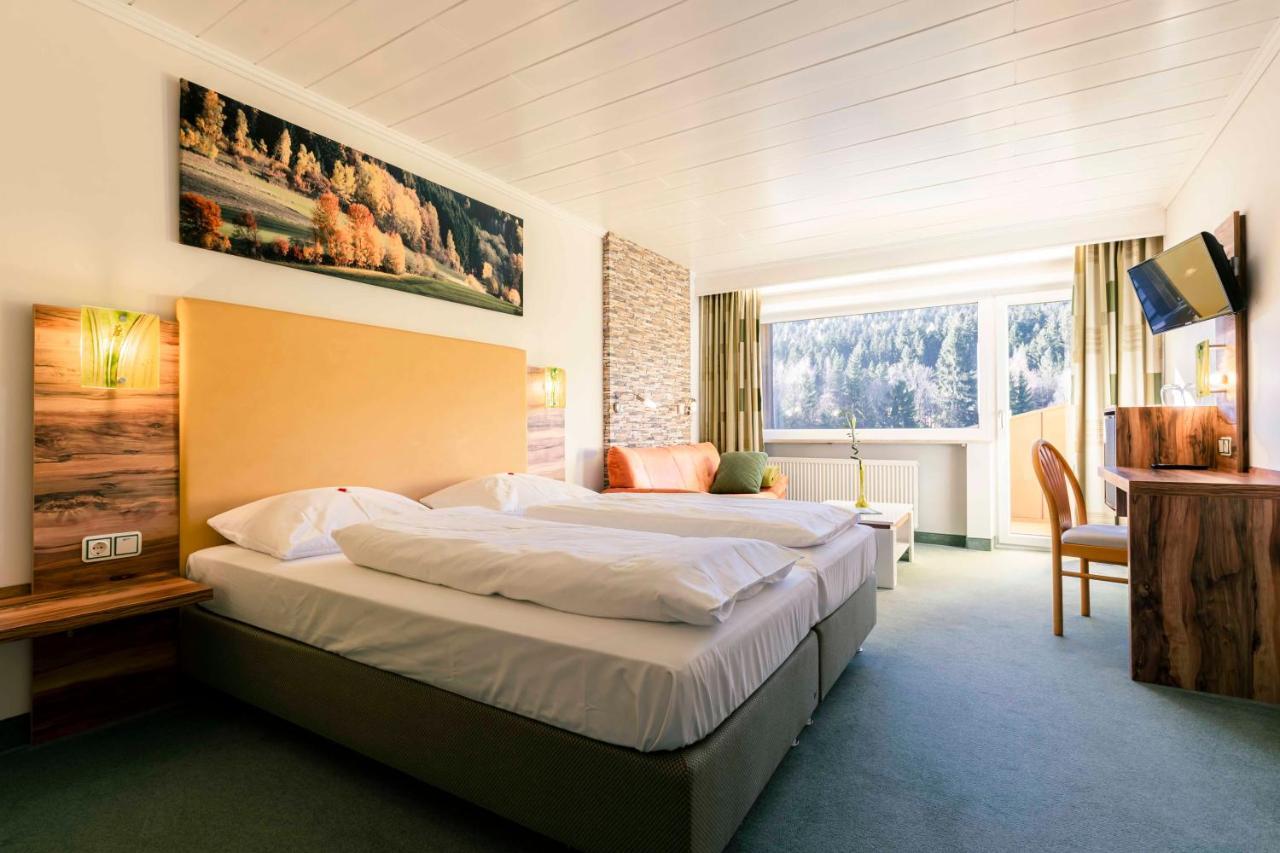 Landhotel Gruenwies -Bonsai-Wellness Garni (Adults Only) لوبيرغ المظهر الخارجي الصورة