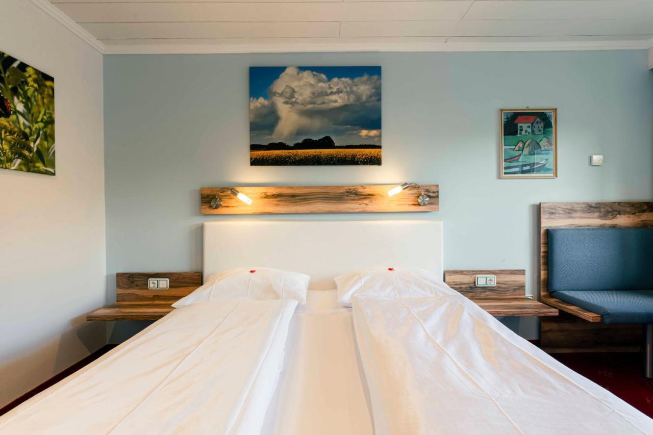 Landhotel Gruenwies -Bonsai-Wellness Garni (Adults Only) لوبيرغ المظهر الخارجي الصورة