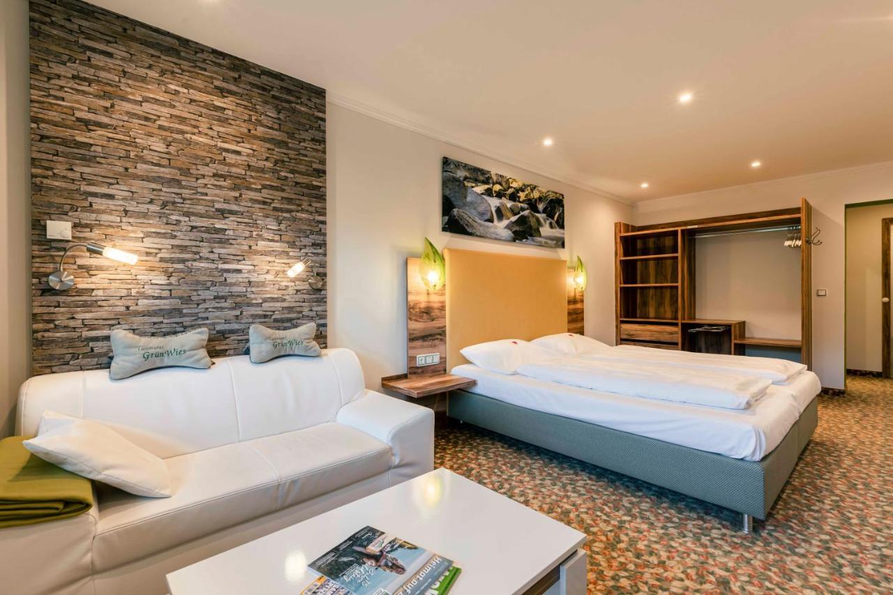 Landhotel Gruenwies -Bonsai-Wellness Garni (Adults Only) لوبيرغ المظهر الخارجي الصورة