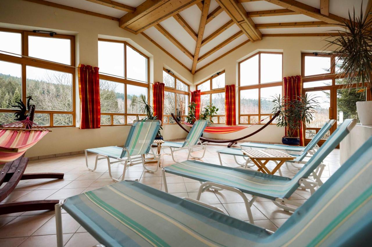 Landhotel Gruenwies -Bonsai-Wellness Garni (Adults Only) لوبيرغ المظهر الخارجي الصورة